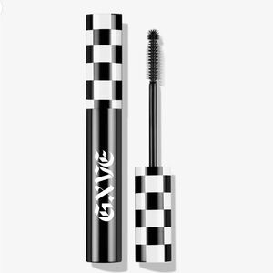 GXVE Can’t stop staring black mascara